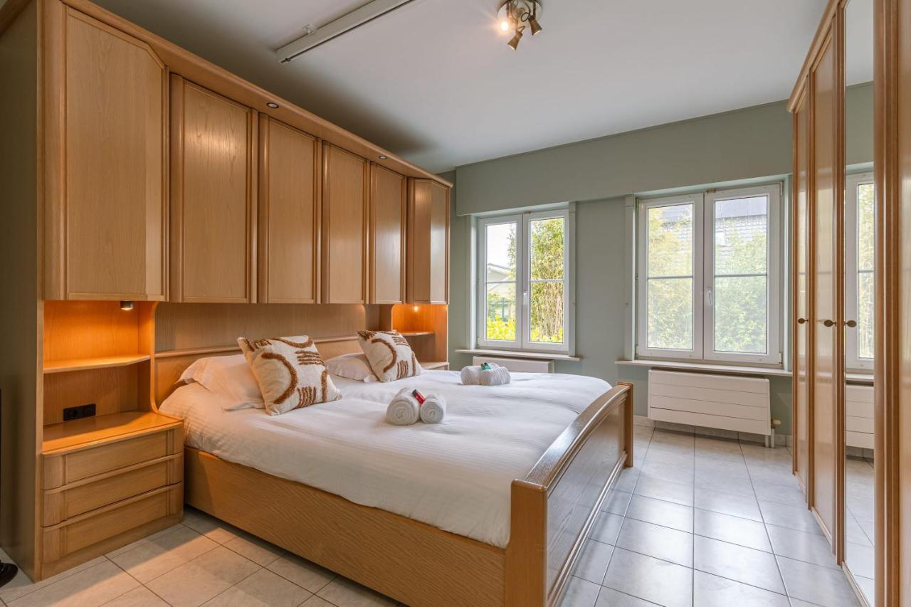Fantastic Family With Beautiful Garden Apartment Ostend